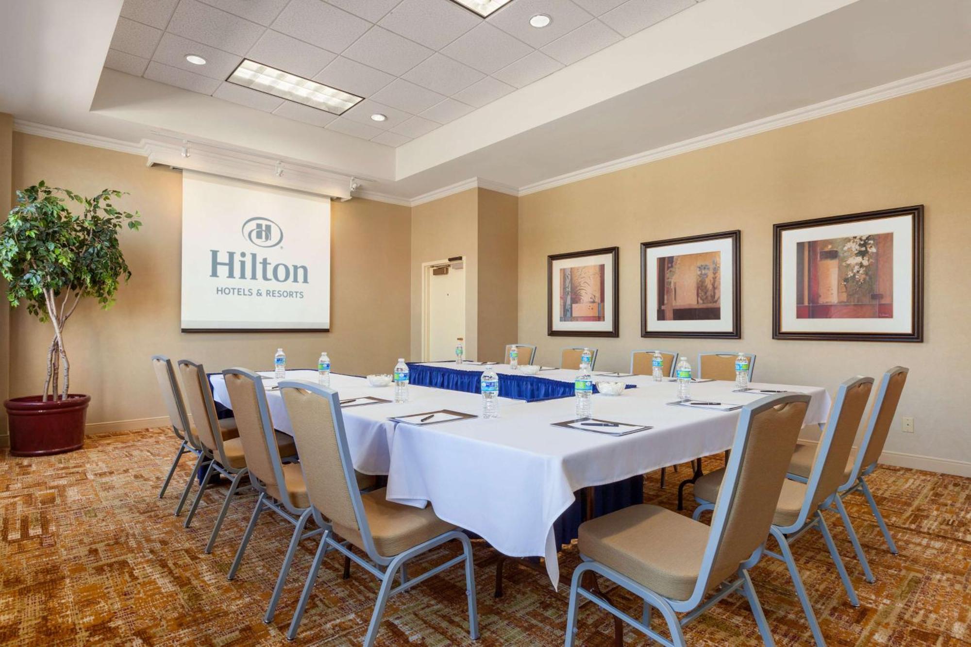 Hilton Fort Wayne At The Grand Wayne Convention Center (Adults Only) Εξωτερικό φωτογραφία