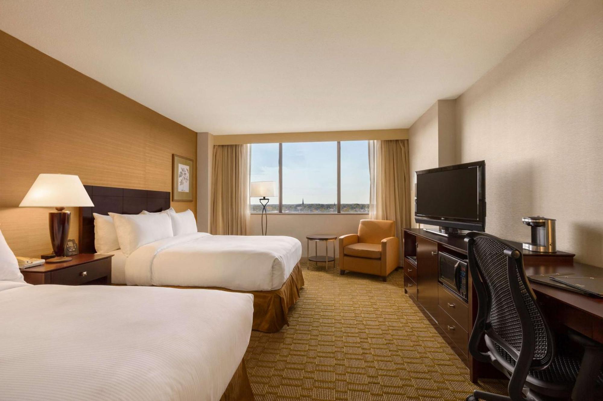 Hilton Fort Wayne At The Grand Wayne Convention Center (Adults Only) Εξωτερικό φωτογραφία