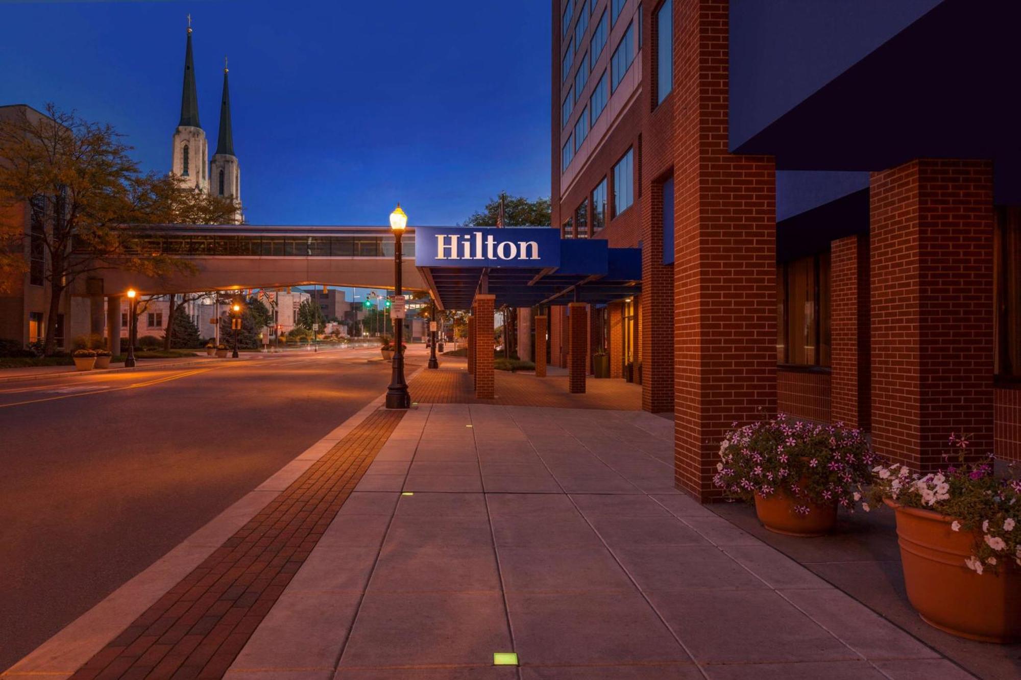Hilton Fort Wayne At The Grand Wayne Convention Center (Adults Only) Εξωτερικό φωτογραφία